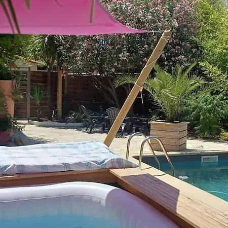 La Grimaude Villa